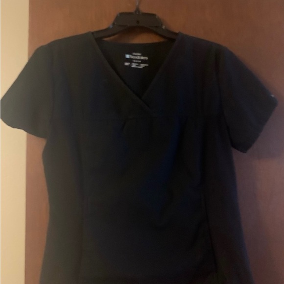 Cherokee Scrub Set - Picture 2 of 7